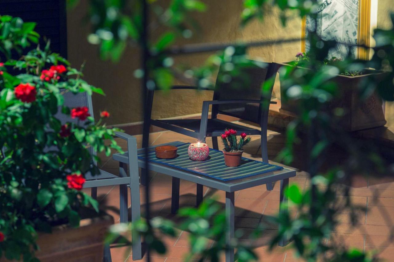 Via Naldini N 61 Hotel Tavarnelle Val di Pesa ภายนอก รูปภาพ