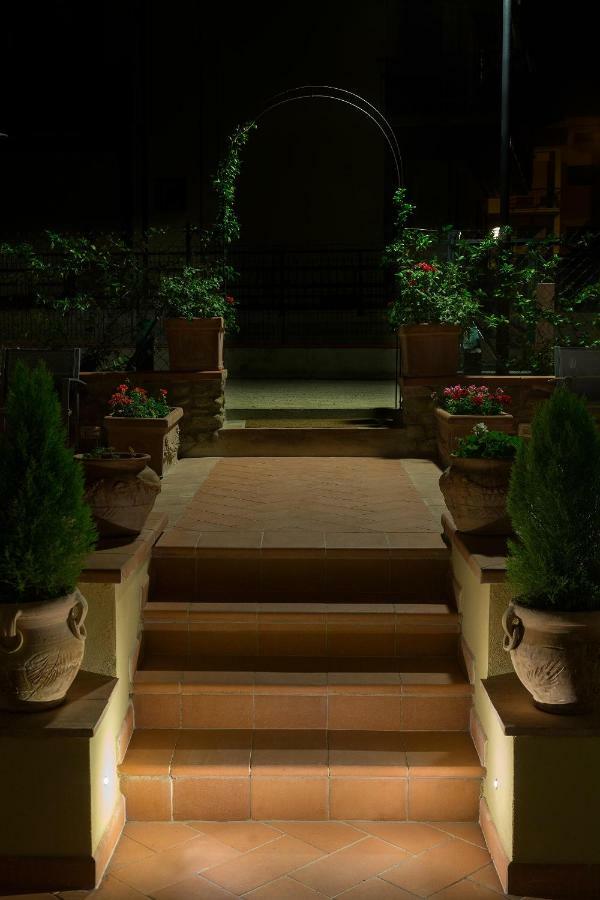Via Naldini N 61 Hotel Tavarnelle Val di Pesa ภายนอก รูปภาพ